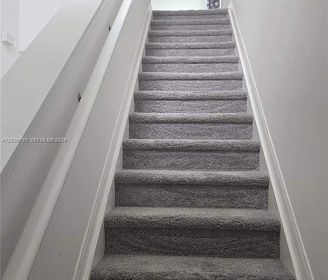 10500 SW Vasari Way — Photo 7