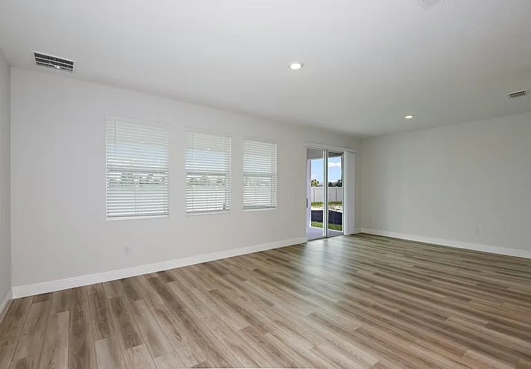 12280 Cattleside Dr — Photo 4