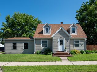 202 Silver St E, Mapleton, MN 56065