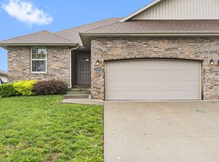 1011 N 26th St, Ozark, MO 65721