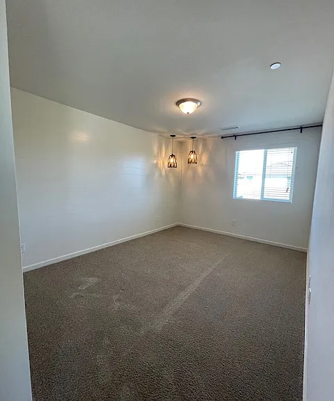 2003 N Perry Ln — Photo 21