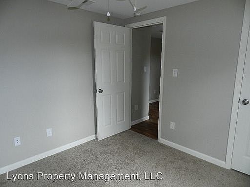 4th image of 1103 Lamar St