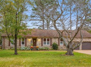 112 Coachman Dr, Yorktown, VA 23693