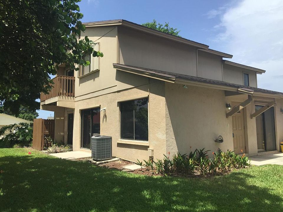 1st image of 1423 Lake Mango Way