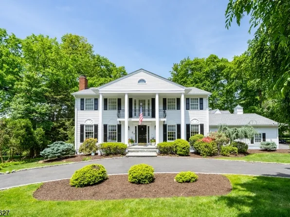 3 Byron Rd, North Caldwell Boro, NJ 07006