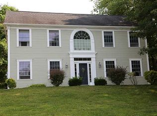 7 Schilke Dr, Westerly, RI 02891