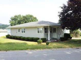 1552 Madison Ave, Tyrone, PA