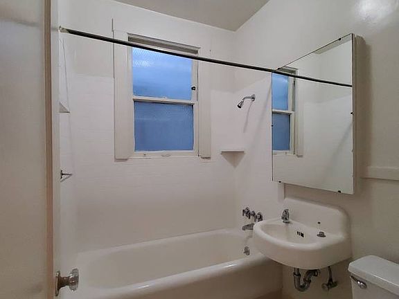 4th image of 2295 Francisco St APT 204