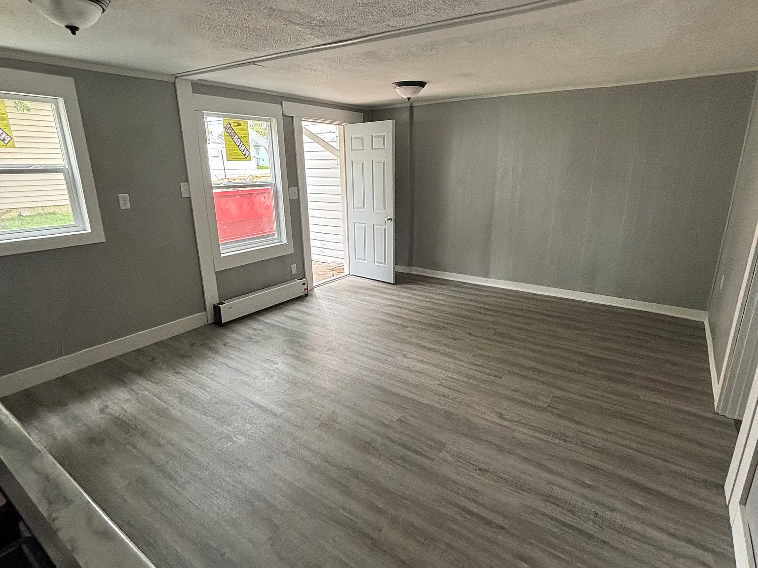1 bed, 700 sqft, $900 — Photo 3