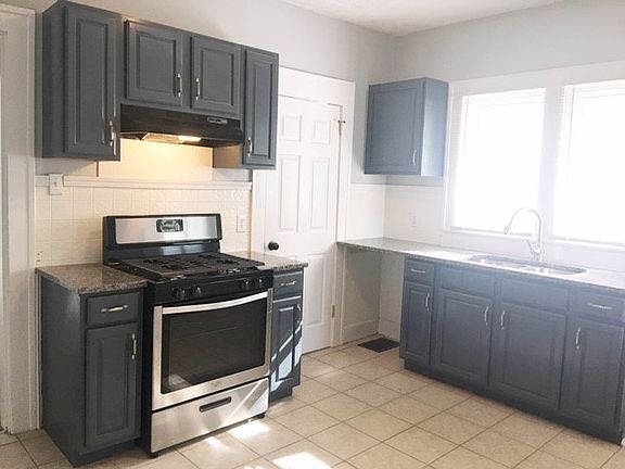 2nd image of 4132 Graceland Ave