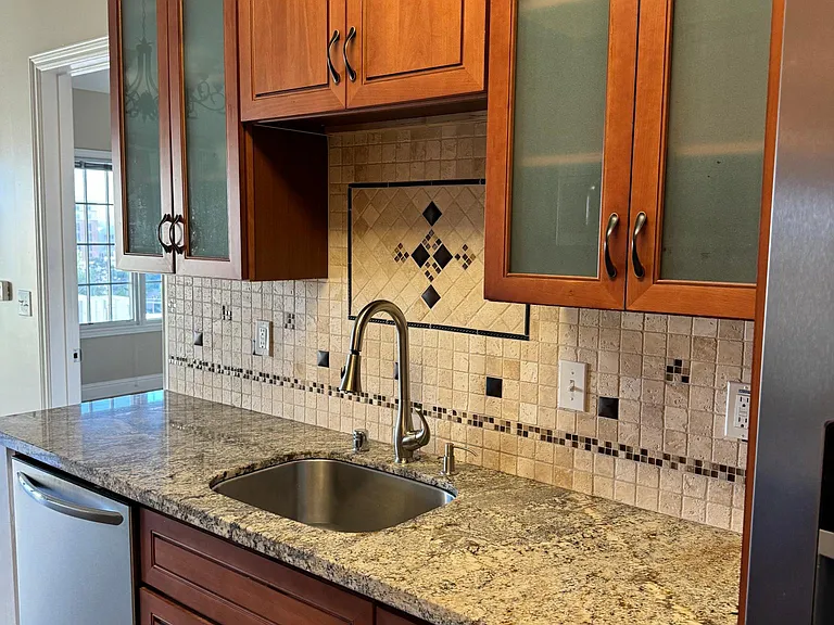 2319-2323 Shattuck Ave #503 — Photo 7