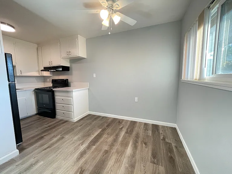 Dining - One Bedroom/One Bathroom
