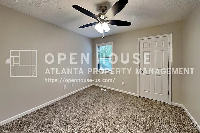 82 Fox Ridge Ct — Photo 13
