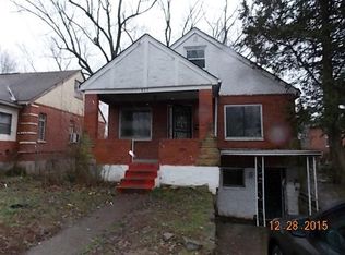 977 Prairie Ave, Cincinnati, OH 45215