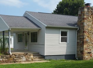 106 N Mountain St, Bainbridge, OH 45612