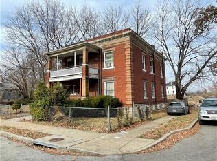 2018 E 30th St, Kansas City, MO 64109