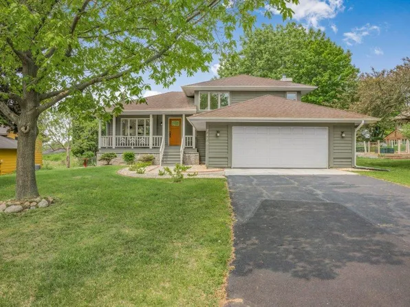7470 Canyon Curv, Chanhassen, MN 55317