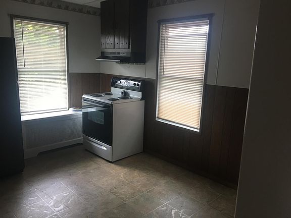 5th image of 5120 Freemansburg Ave