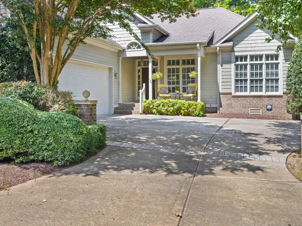 1238 Champions Pointe Dr, Durham, NC 27712