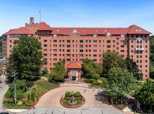 19000 Lake Rd APT 5408, Rocky River, OH