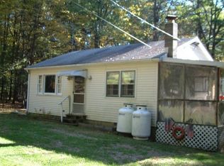 114 Nichecronk Rd, Dingmans Ferry, PA 18328