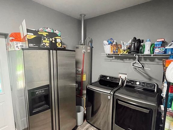 2nd image of 1402 Sylvia Dr