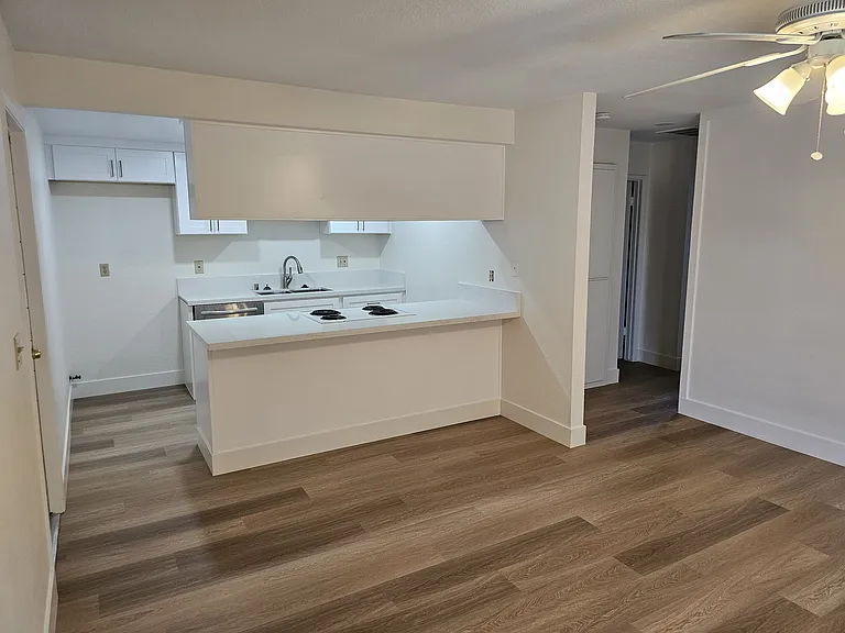 8804 N Winding Way — Photo 3