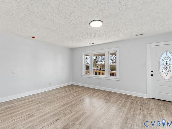 2nd image of 352 3rd St
