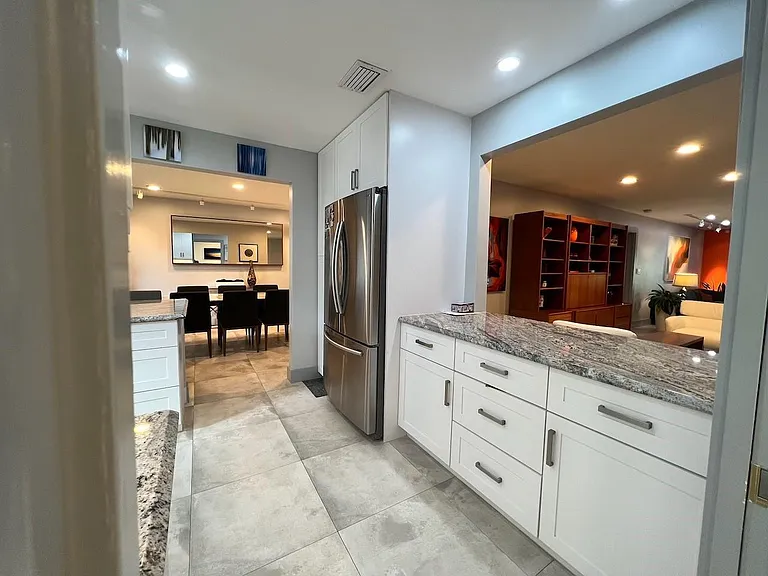 4021 N Cypress Dr — Photo 11