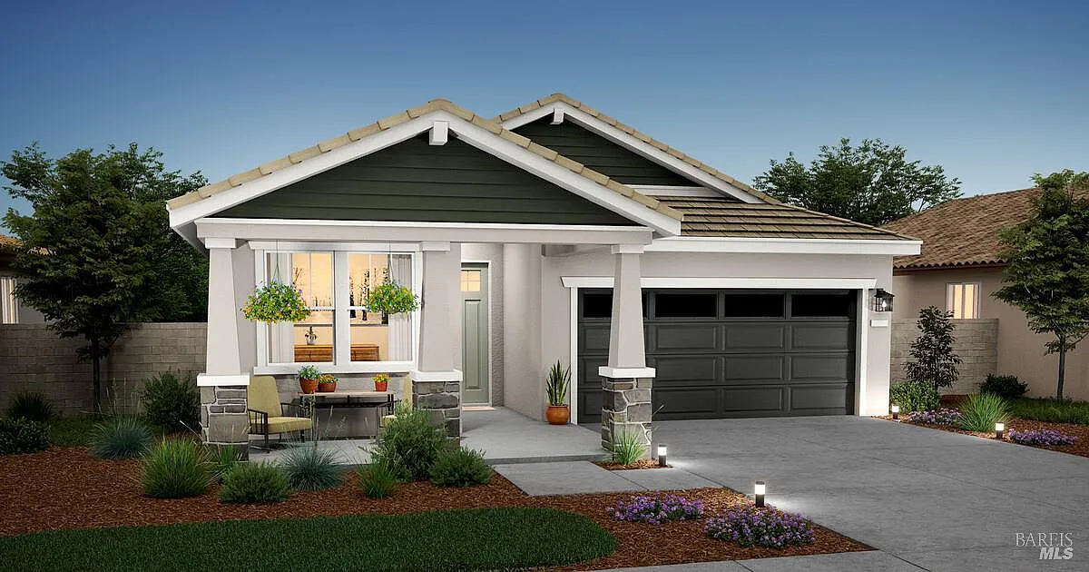 2340 Lark Way photo 1