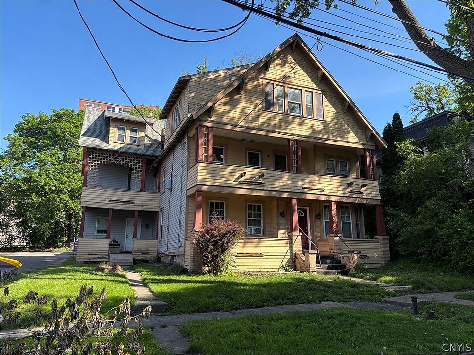 1st image of 207 Green St