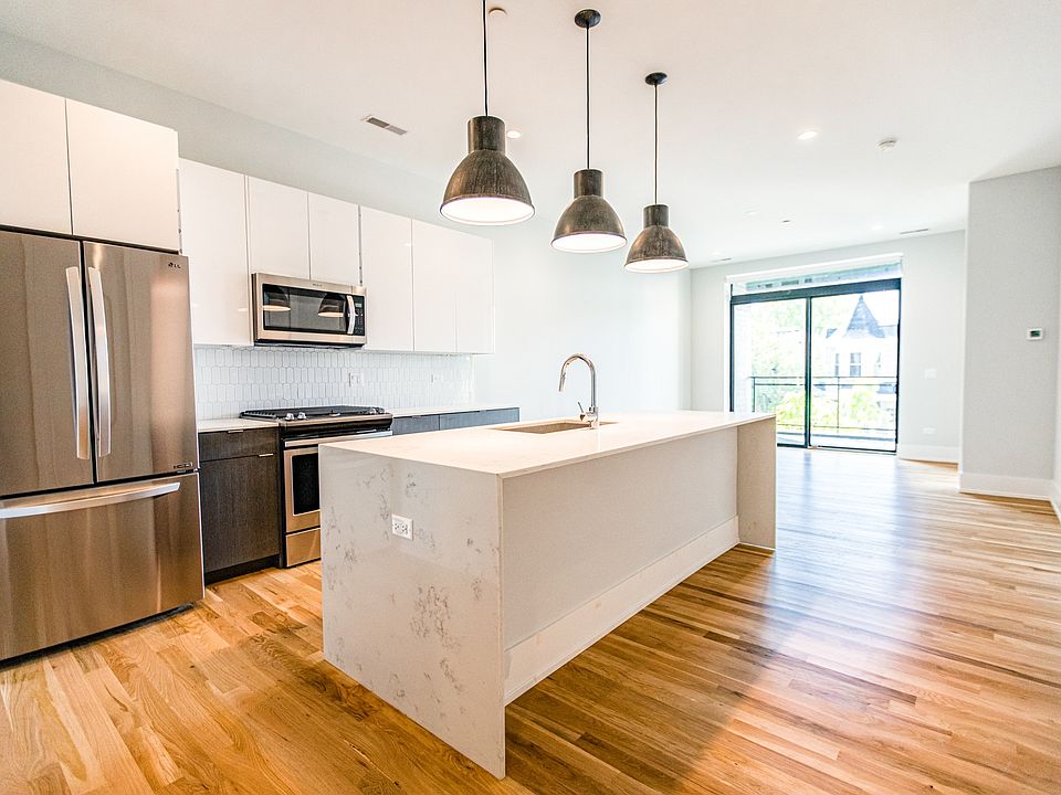 1st image of 4747-59 N Ashland Ave #4747-412
