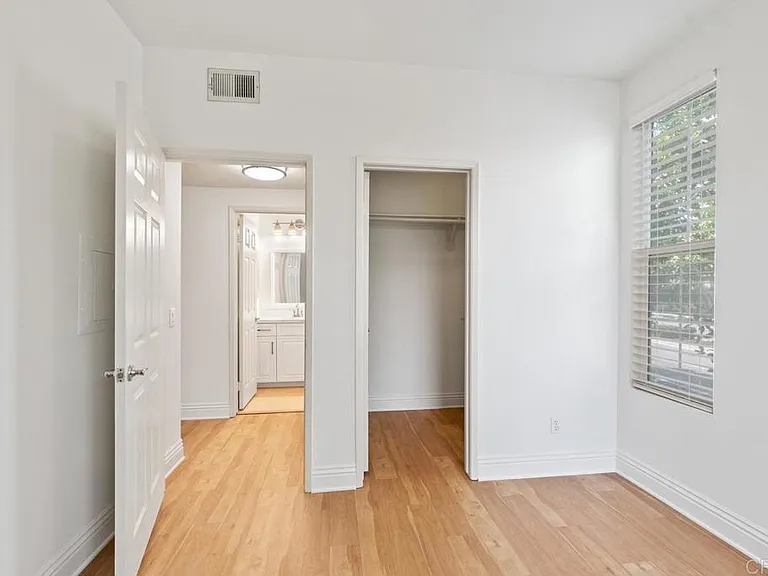 12368 Carmel Country Rd #D207 — Photo 11
