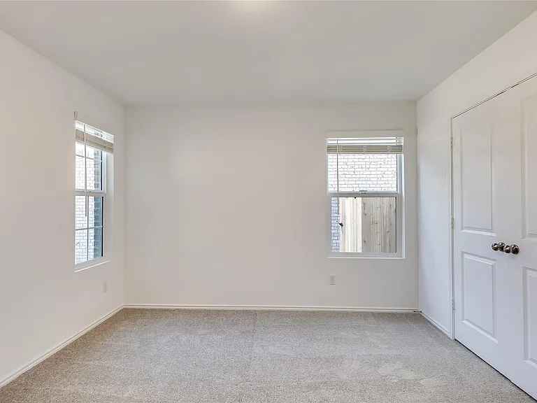 318 Canley Loop — Photo 20