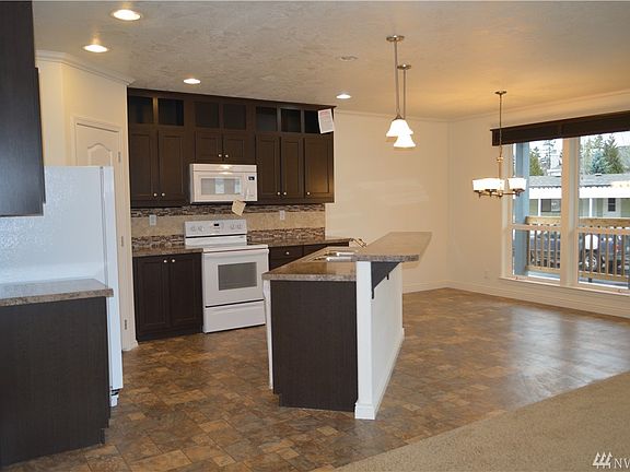 2nd image of 11436 NW 208th St #86