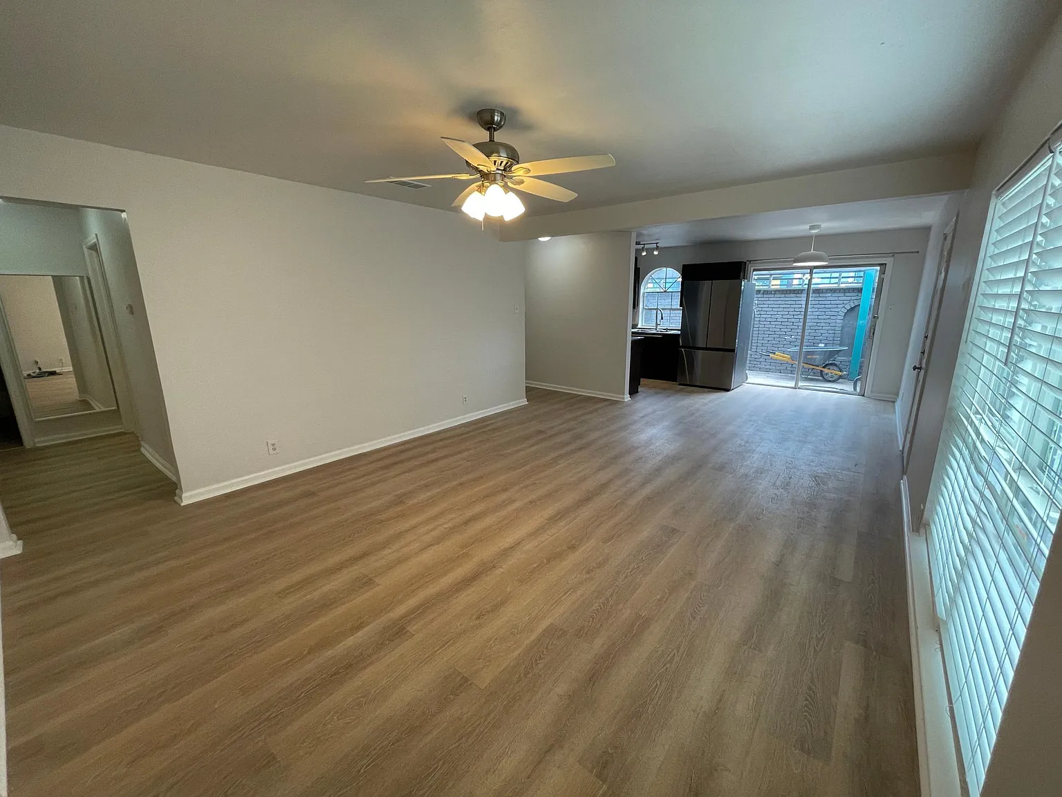 7201 Grand Canyon Dr — Photo 4