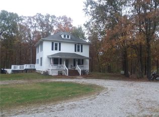 9378 N 575th St, Altamont, IL 62411