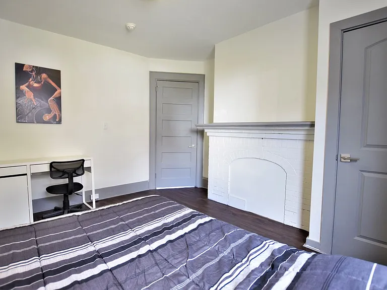 306 Bryant Ave — Photo 56
