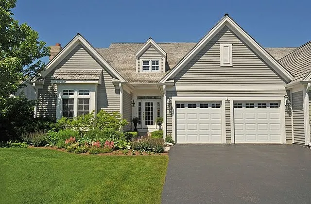 120 S Newport Ct photo 1