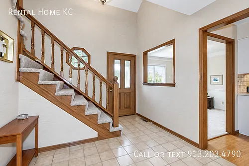 Immaculate traditional Raised Ranch #10560 — Photo 2