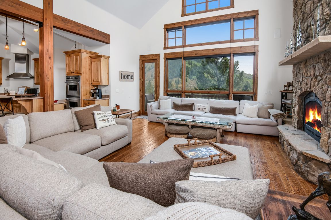 next background image