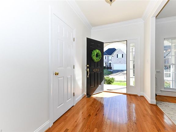 3rd image of 4203 Cypress Grove Ln