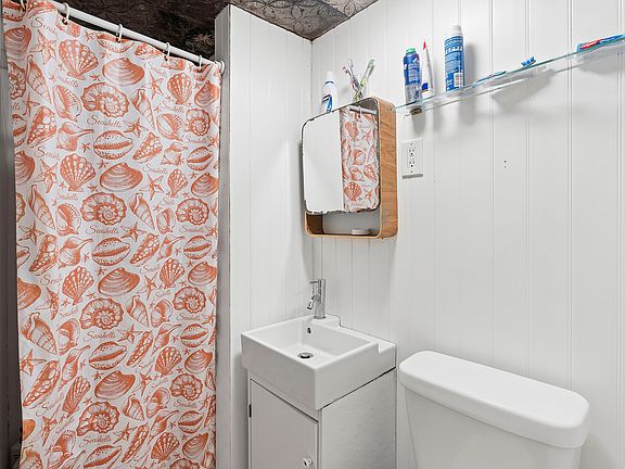 5th image of 10 Indian Rd