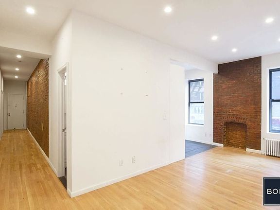 2nd image of 1297 Lexington Ave #1B