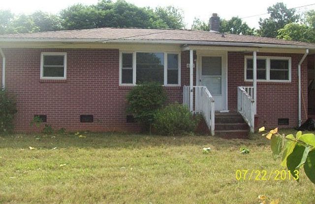 1st image of 603 N Glenn St