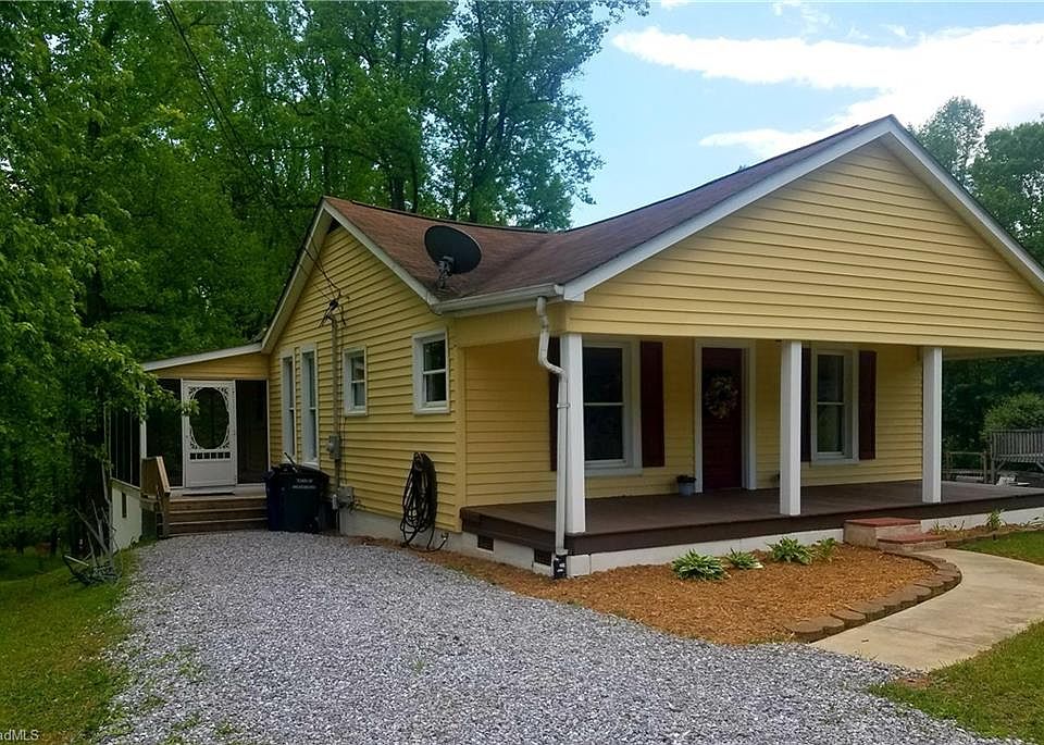 1st image of 603 W Pine Cir
