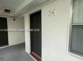 465 S Royal Poinciana Blvd APT 7A, Miami Springs, FL 33166