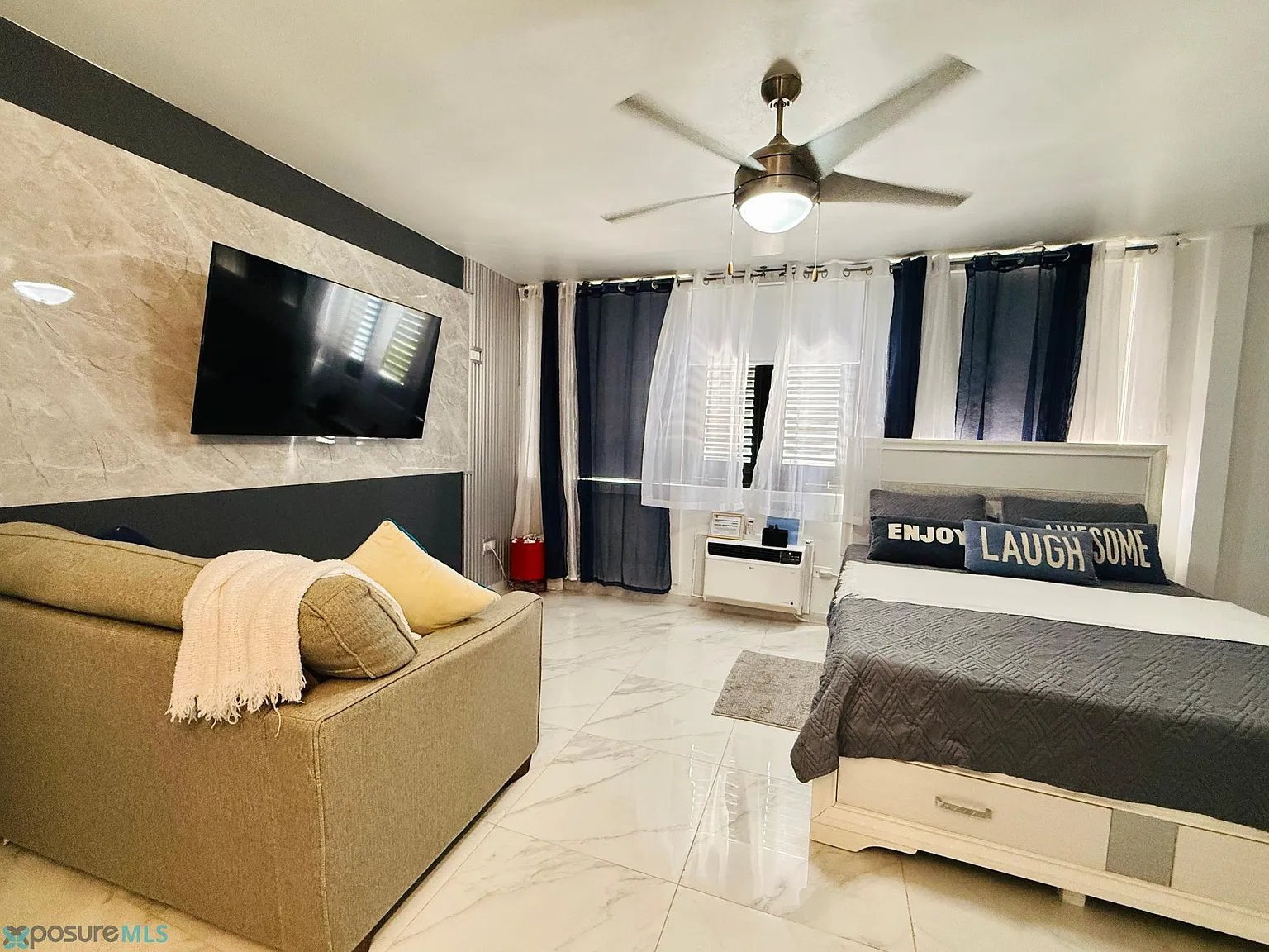 Kingsville (Condominio) — Photo 2