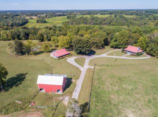 5700 Buzzard Creek Rd, Cedar Hill, TN 37032