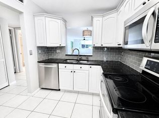 2865 SW 22nd Ave APT 108, Delray Beach, FL 33445